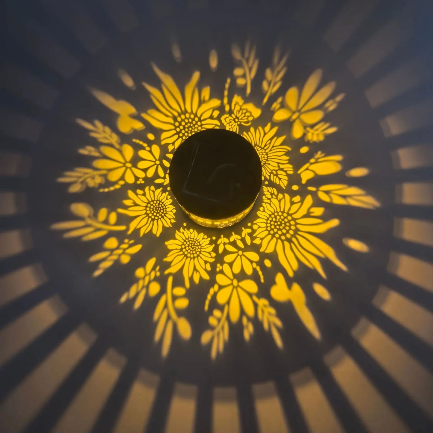 Solar Mandala Sunflower Wall Light with LED Bulbs Waterproof Outdoor Pendant for Garden and Courtyard Decoration