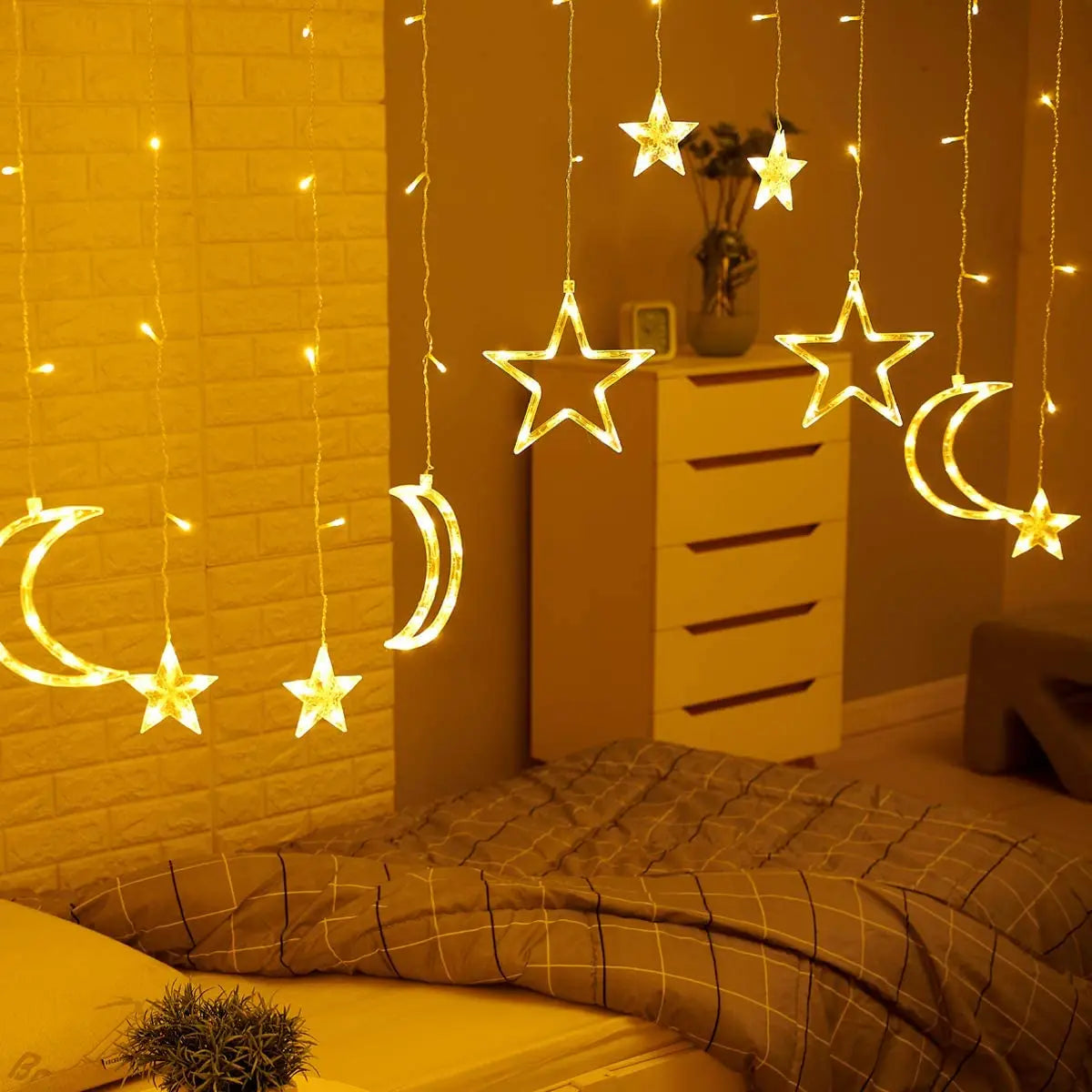 3.5M LED Star&Moon Curtain String Light Solar/ Battery Operated Hanging Fairy Garland With 8 Flashing Modes For Christmas Decor