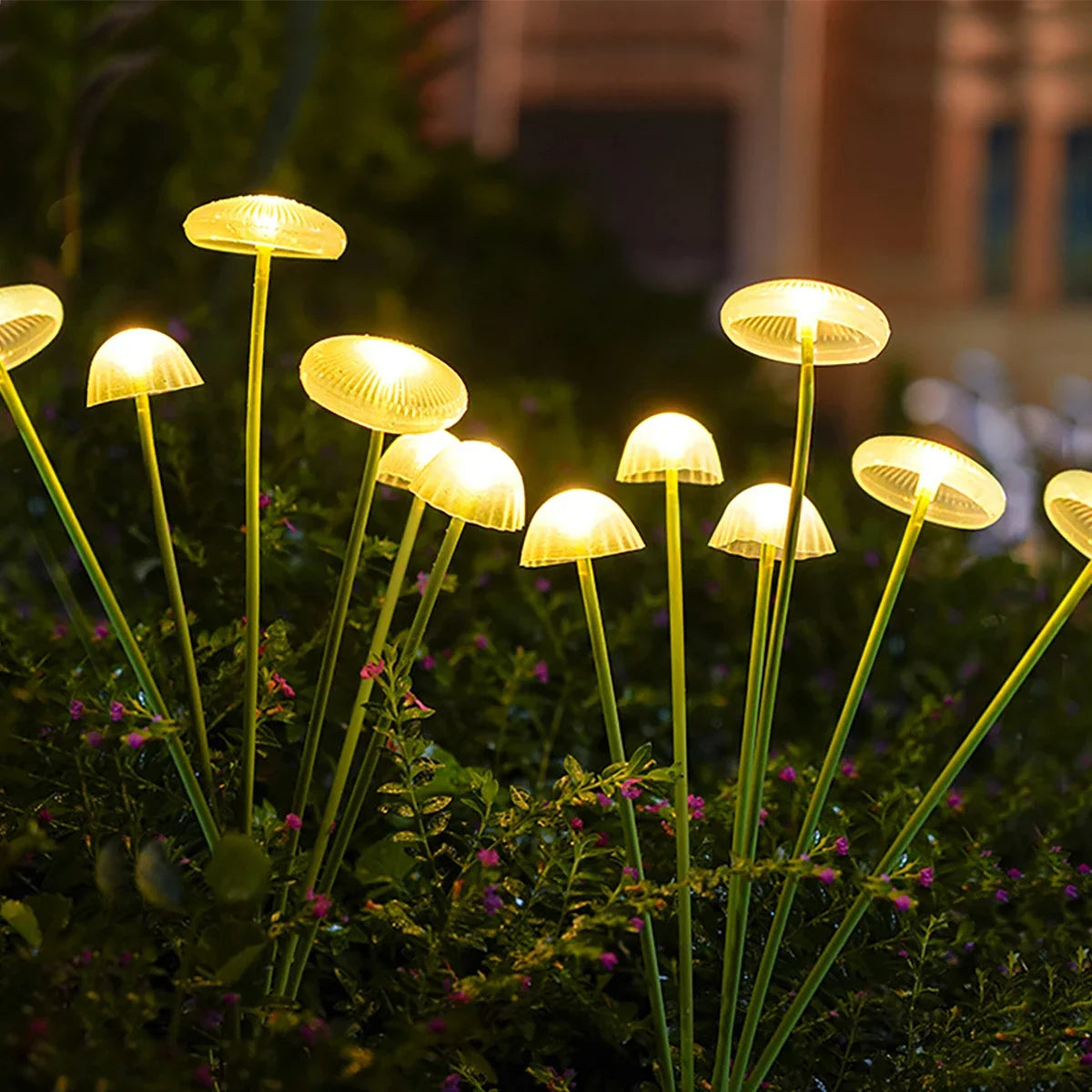 LED solar jellyfish mushroom lamp, used for outdoor courtyard landscape decoration lighting, suitable for lawns, garden terraces